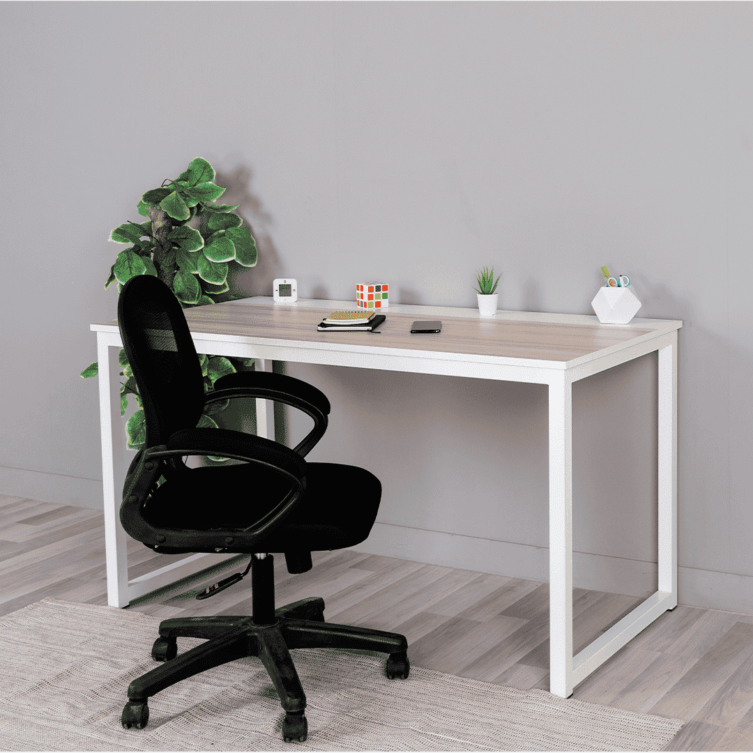 Desk D003 - مكتب